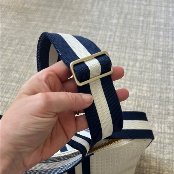 NWOT Rothy’s purse Stylish White and Blue Women's Bag - Picture 6 of 6